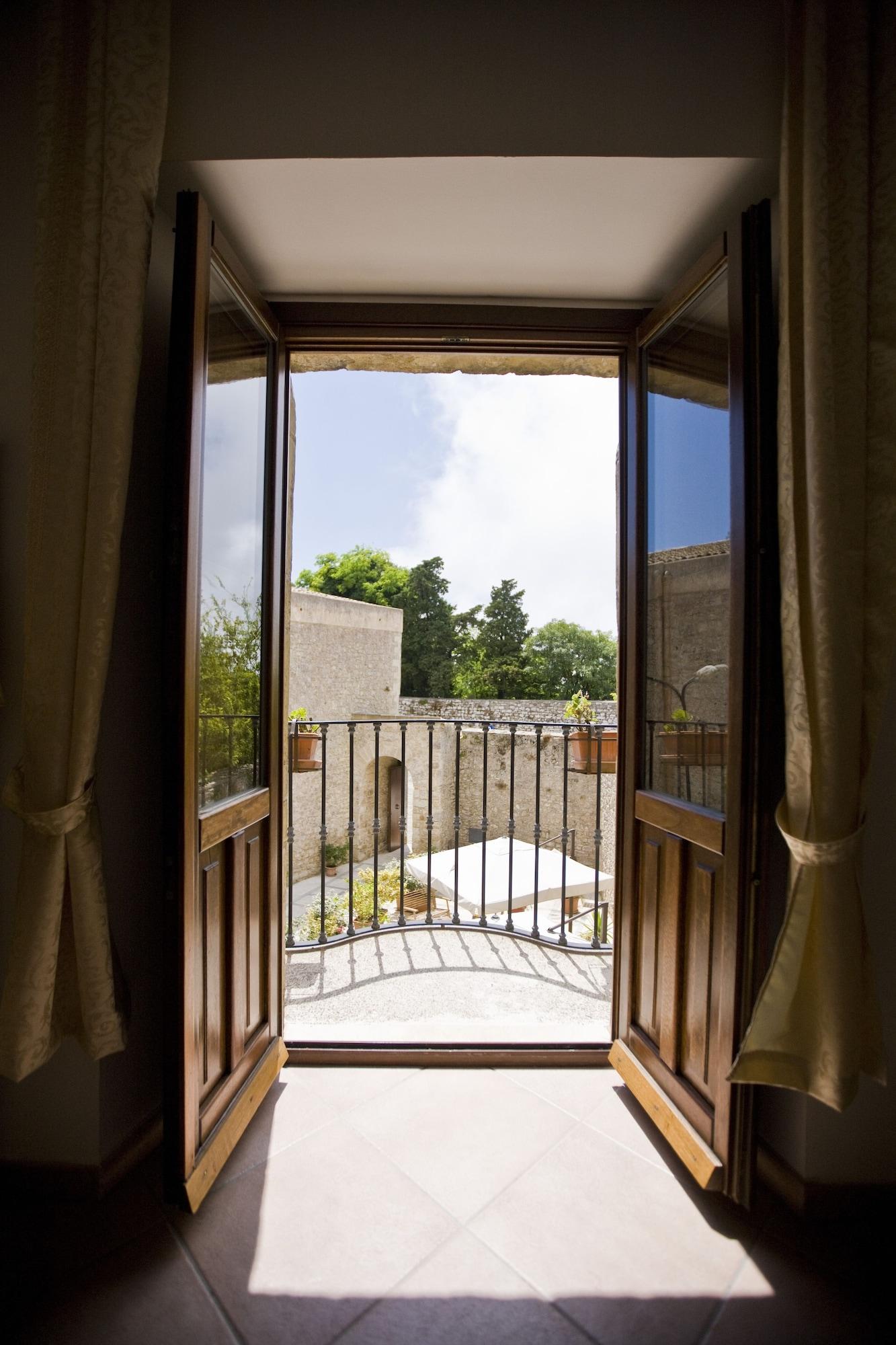 Il Carmine Dimora Storica Hotel Erice Bagian luar foto