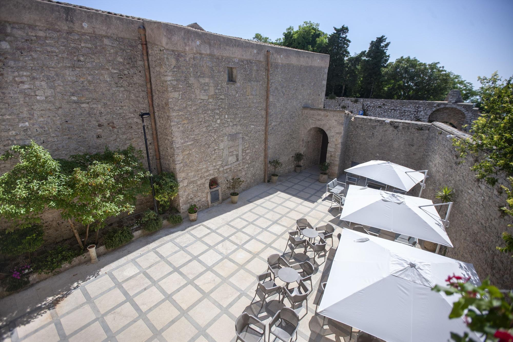 Il Carmine Dimora Storica Hotel Erice Bagian luar foto